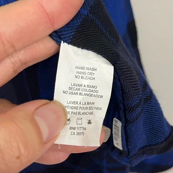 Rails Women's Blue Hunter Plaid Button-down Shirt in Blue Buffalo L - Picture 4 of 9